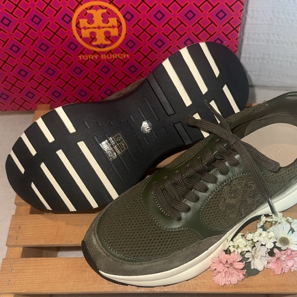 NIB Tory Burch Kick Trainer - Chevrons Mesh - Grove/Aneto SIZE 7 1/2 - Picture 3 of 6